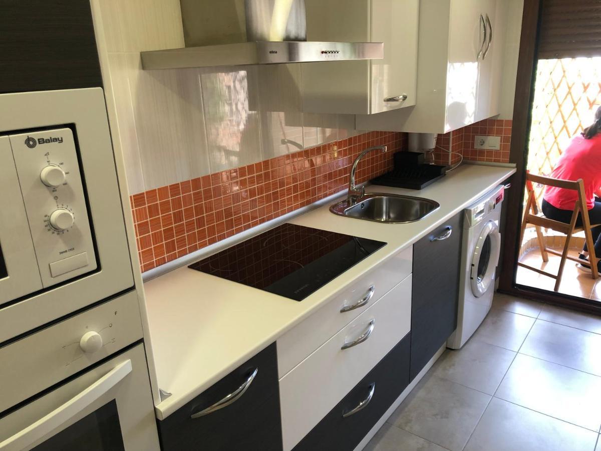 Ava-2 Apartment Arevalo Ngoại thất bức ảnh