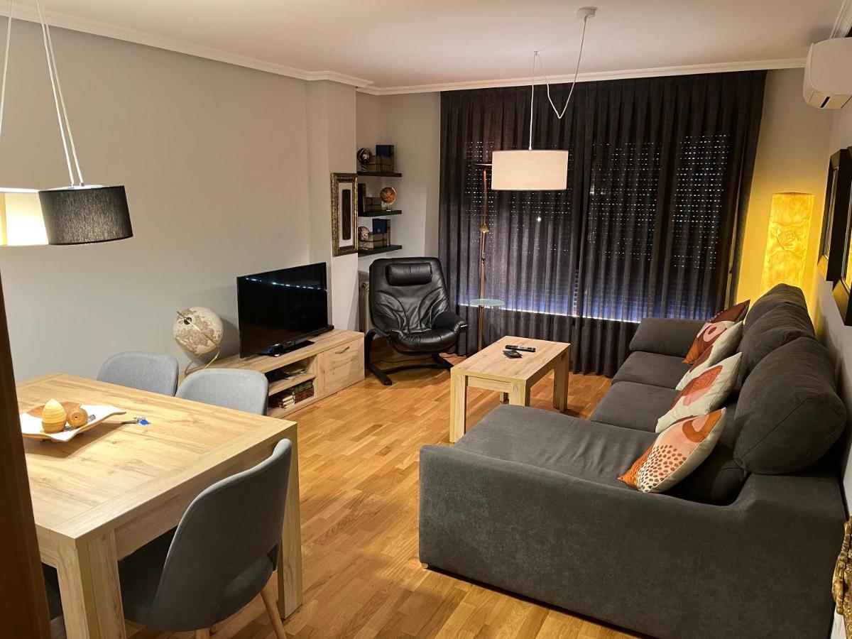 Ava-2 Apartment Arevalo Ngoại thất bức ảnh